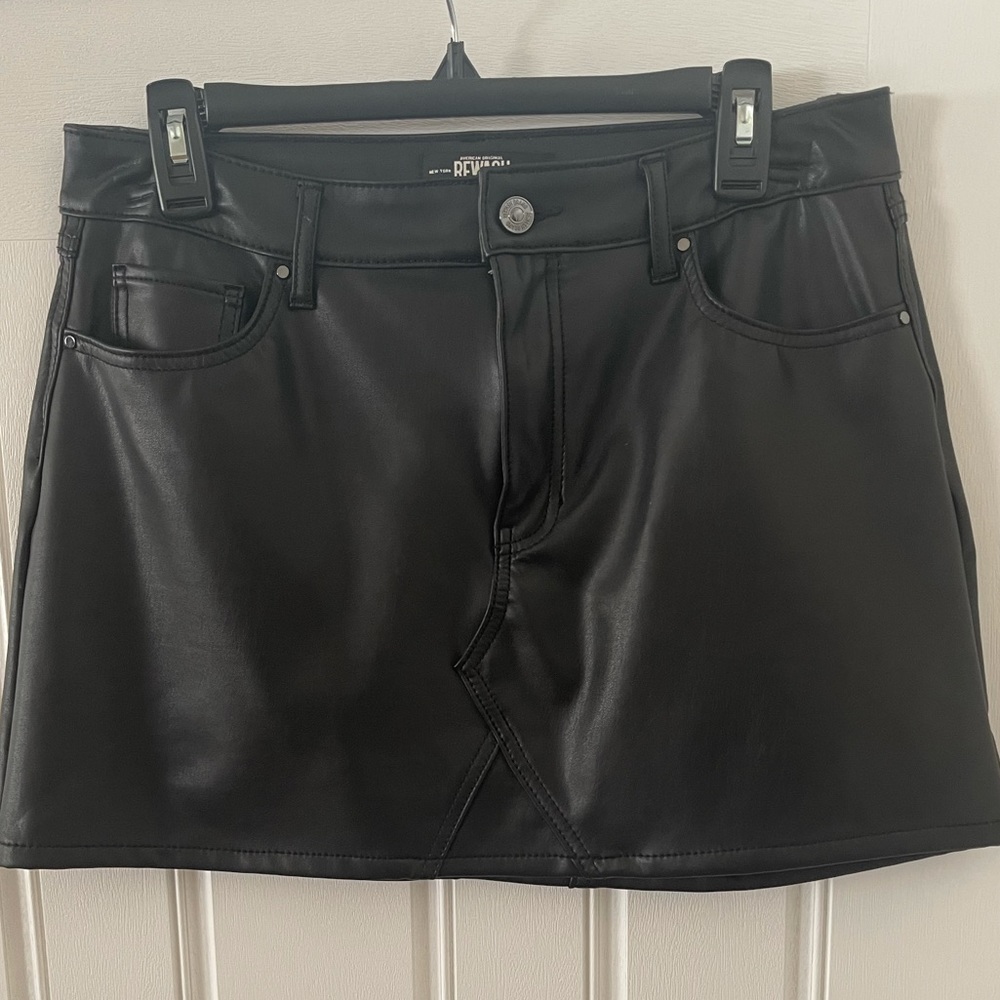 Rewash mini black leather skirt. Size 9